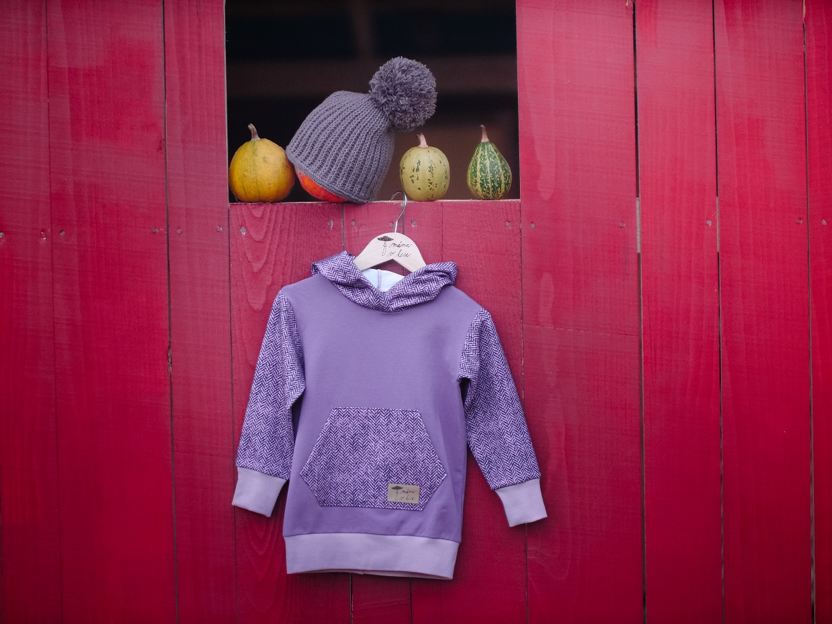 mikina s kapucí fialová máma v lese mikinošaty s kapsou zero waste máma v lese