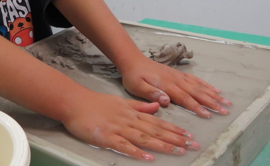 workshop hliněné pole